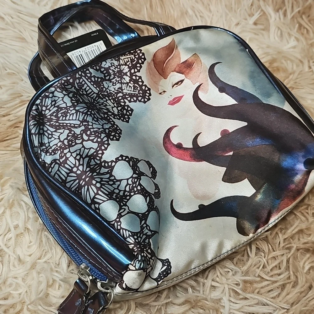 London SOHO Disney Little Mermaid Ursula Cosmetic Makeup Bag Nwt